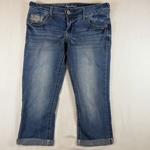 🔴 Amethyst Jeans Distressed Embellished Cuffed Cropped Capris (Junior Size 7)